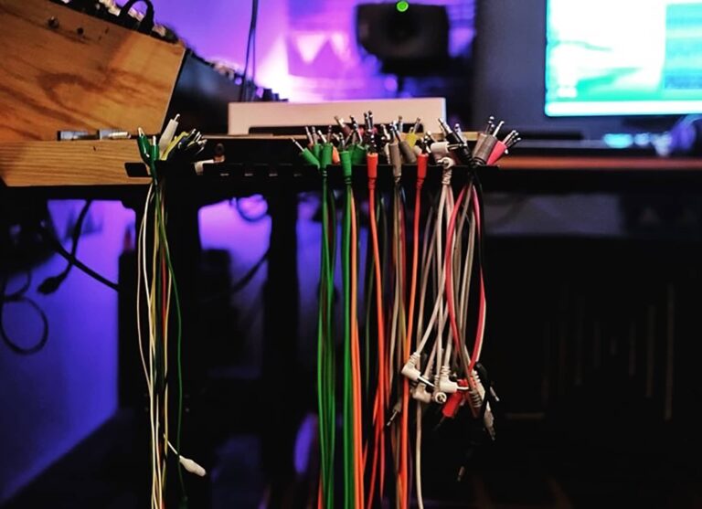 84880281-C465-427C-9E63-FE493BEAB565